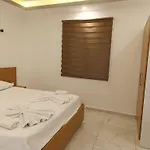 Aparthotel 3houseapart