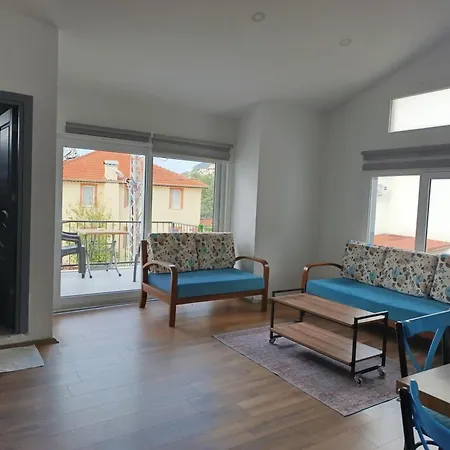 3houseapart